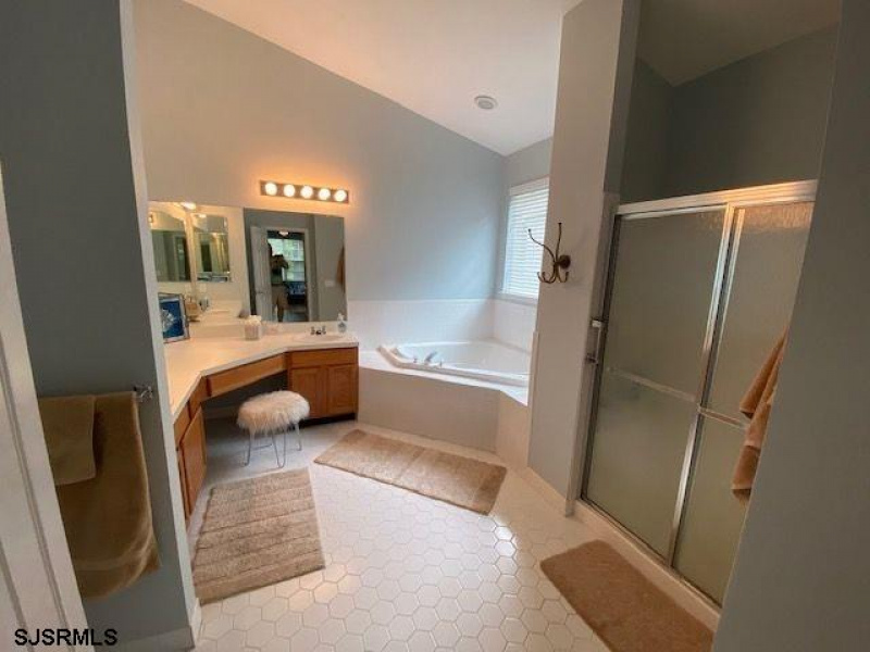 103 Haverhill Ct, Galloway Township, New Jersey 08205, 3 Bedrooms Bedrooms, 10 Rooms Rooms,2 BathroomsBathrooms,Residential,For Sale,Haverhill Ct,541844