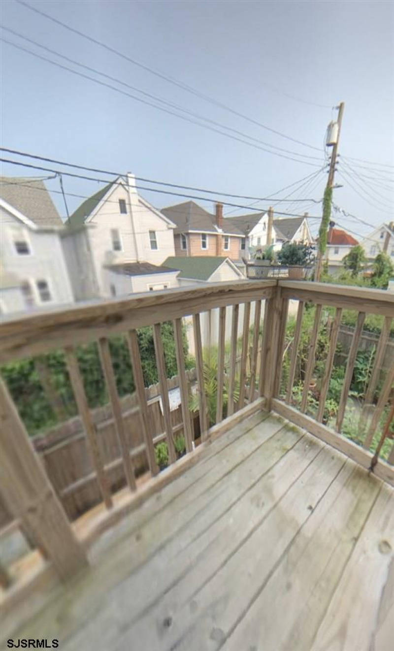 125 Richmond Ave, Atlantic City, New Jersey 08401, 3 Bedrooms Bedrooms, 8 Rooms Rooms,2 BathroomsBathrooms,Residential,For Sale,Richmond Ave,541845