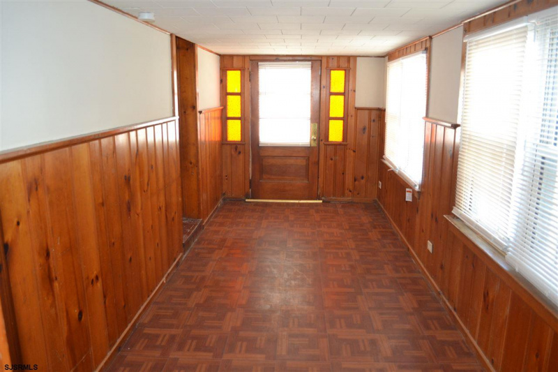 8 Nashville (DOWNSTAIRS), New Jersey 08406, 2 Bedrooms Bedrooms, 7 Rooms Rooms,1 BathroomBathrooms,Rental non-commercial,For Sale,Nashville (DOWNSTAIRS),541837