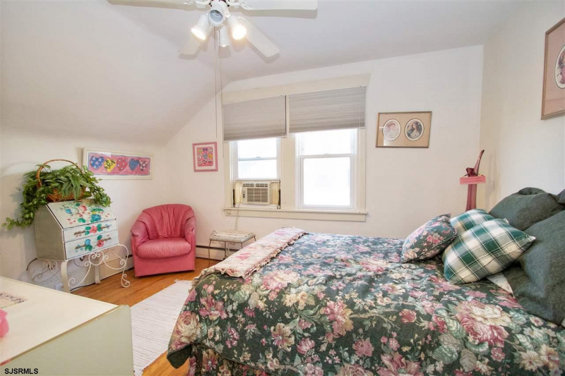 102 Sumner, Margate, New Jersey 08402, 4 Bedrooms Bedrooms, 10 Rooms Rooms,2 BathroomsBathrooms,Residential,For Sale,Sumner,541863