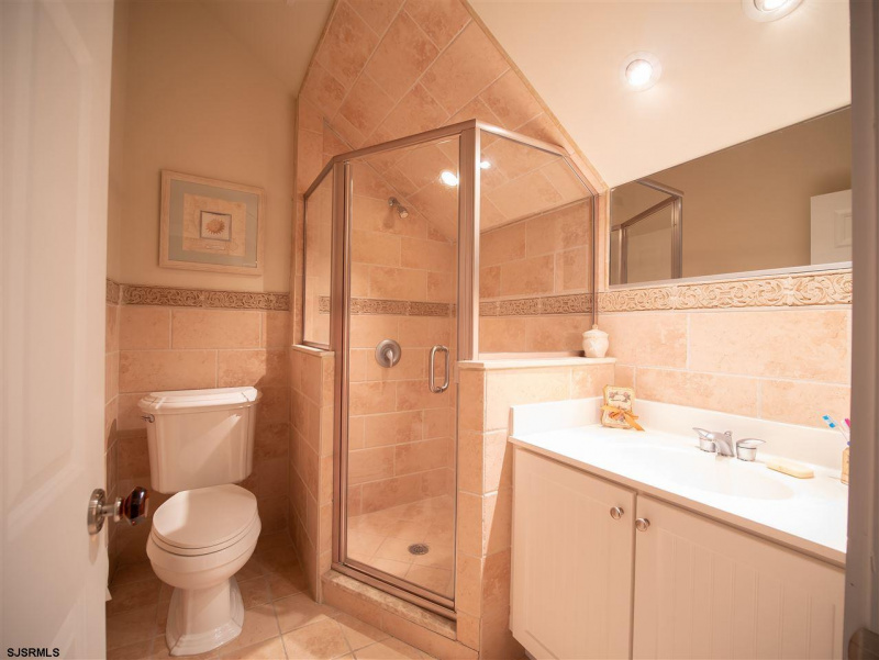 100 Cornwall, Ventnor, New Jersey 08406, 9 Bedrooms Bedrooms, 12 Rooms Rooms,4 BathroomsBathrooms,Residential,For Sale,Cornwall,541872