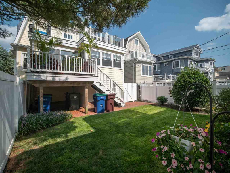 100 Cornwall, Ventnor, New Jersey 08406, 9 Bedrooms Bedrooms, 12 Rooms Rooms,4 BathroomsBathrooms,Residential,For Sale,Cornwall,541872