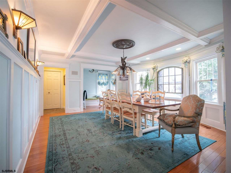 100 Cornwall, Ventnor, New Jersey 08406, 9 Bedrooms Bedrooms, 12 Rooms Rooms,4 BathroomsBathrooms,Residential,For Sale,Cornwall,541872