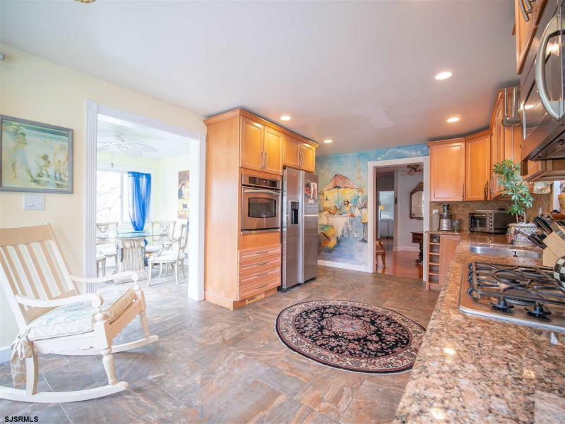 100 Cornwall, Ventnor, New Jersey 08406, 9 Bedrooms Bedrooms, 12 Rooms Rooms,4 BathroomsBathrooms,Residential,For Sale,Cornwall,541872