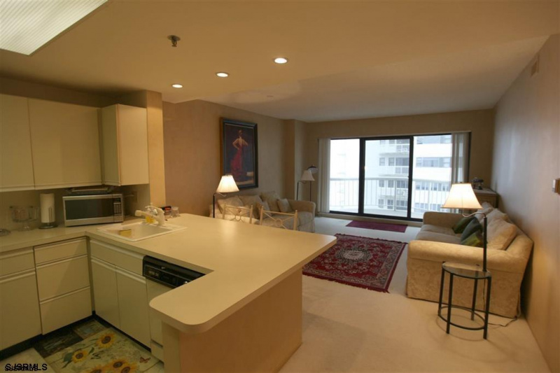 3101 Boardwalk, Atlantic City, New Jersey 08401, 1 Bedroom Bedrooms, 5 Rooms Rooms,1 BathroomBathrooms,Condominium,For Sale,Boardwalk,541851