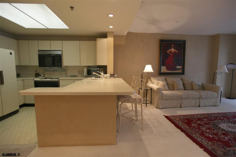 3101 Boardwalk, Atlantic City, New Jersey 08401, 1 Bedroom Bedrooms, 5 Rooms Rooms,1 BathroomBathrooms,Condominium,For Sale,Boardwalk,541851