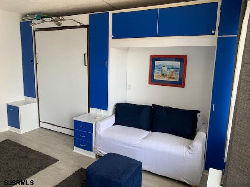 3501 Boardwalk, New Jersey 08401, 1 Room Rooms,1 BathroomBathrooms,Rental non-commercial,For Sale,Boardwalk,541899