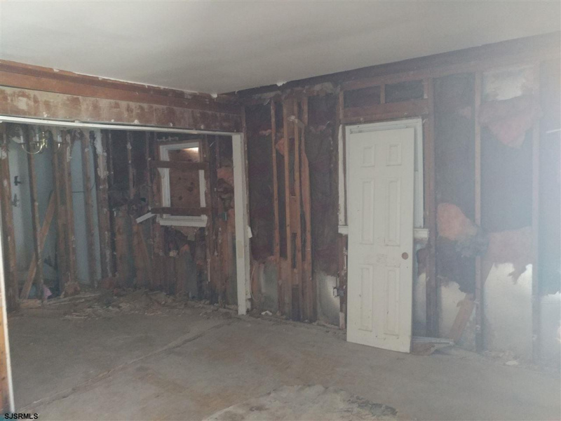 1402A Ohio, Atlantic City, New Jersey 08401, 2 Bedrooms Bedrooms, 4 Rooms Rooms,1 BathroomBathrooms,Residential,For Sale,Ohio,539183