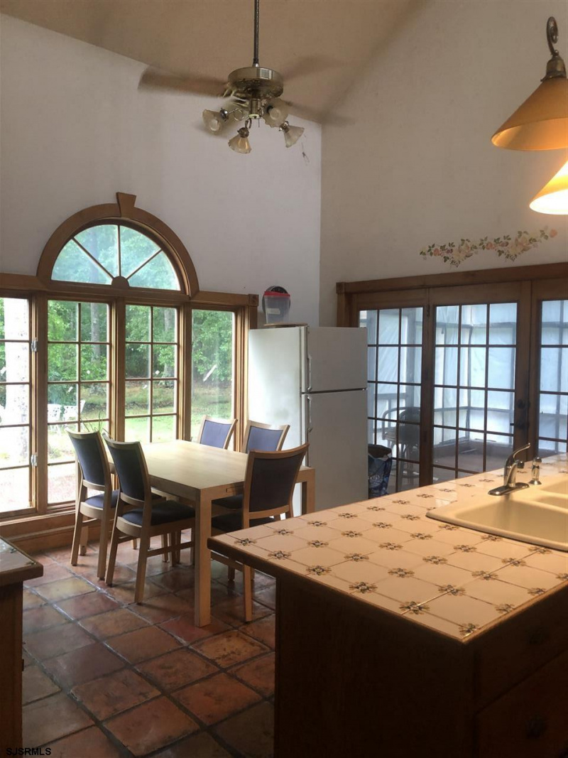 713 Moss Mill, Galloway Township, New Jersey 08215, 5 Bedrooms Bedrooms, 12 Rooms Rooms,4 BathroomsBathrooms,Residential,For Sale,Moss Mill,541890