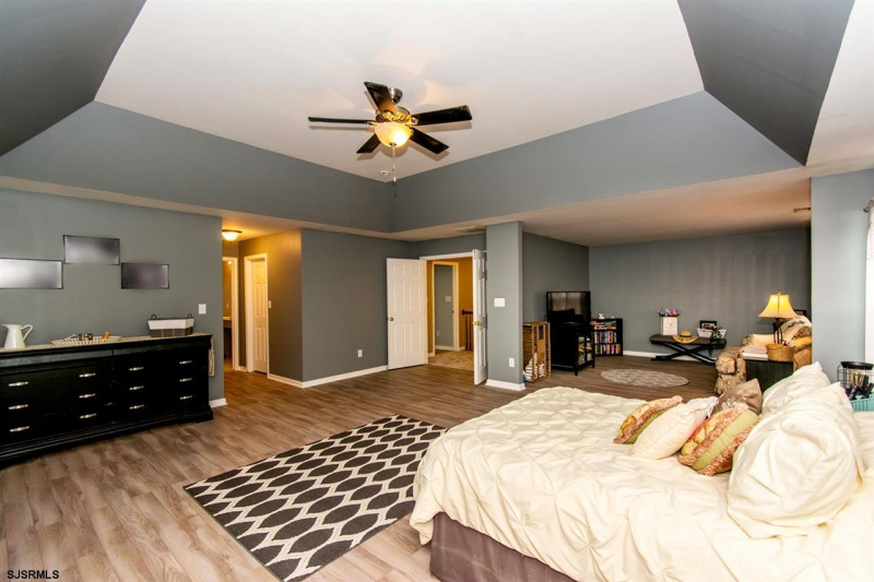 2603 Valhalla, East Vineland, New Jersey 08361, 5 Bedrooms Bedrooms, 13 Rooms Rooms,4 BathroomsBathrooms,Residential,For Sale,Valhalla,541896