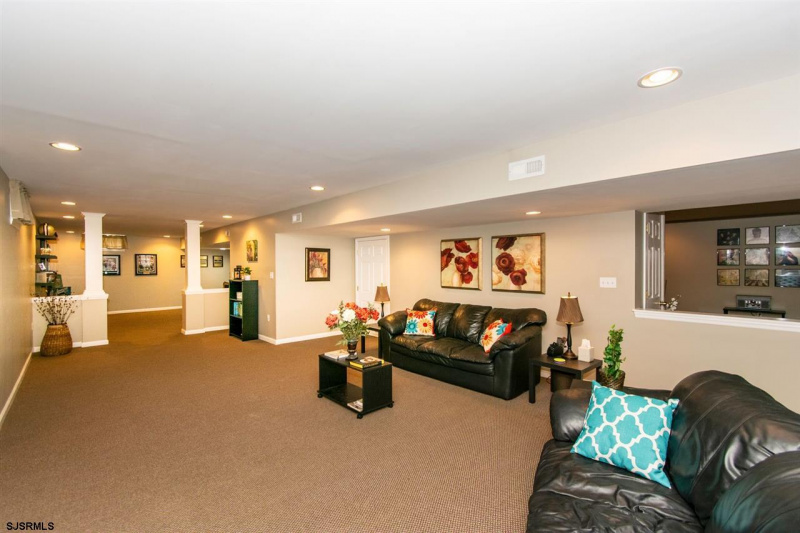 2603 Valhalla, East Vineland, New Jersey 08361, 5 Bedrooms Bedrooms, 13 Rooms Rooms,4 BathroomsBathrooms,Residential,For Sale,Valhalla,541896