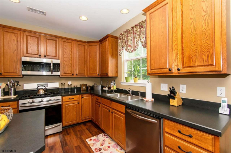 2603 Valhalla, East Vineland, New Jersey 08361, 5 Bedrooms Bedrooms, 13 Rooms Rooms,4 BathroomsBathrooms,Residential,For Sale,Valhalla,541896