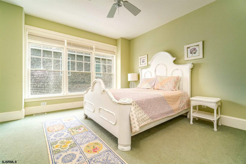 1401 Beach, Cape May, New Jersey 08204, 8 Bedrooms Bedrooms, 15 Rooms Rooms,6 BathroomsBathrooms,Residential,For Sale,Beach,541902