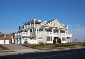 1401 Beach, Cape May, New Jersey 08204, 8 Bedrooms Bedrooms, 15 Rooms Rooms,6 BathroomsBathrooms,Residential,For Sale,Beach,541902