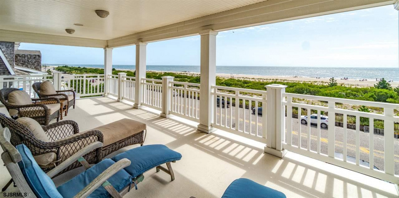 1401 Beach, Cape May, New Jersey 08204, 8 Bedrooms Bedrooms, 15 Rooms Rooms,6 BathroomsBathrooms,Residential,For Sale,Beach,541902