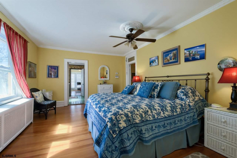 1 Plaza, Atlantic City, New Jersey 08401-5616, 7 Bedrooms Bedrooms, 12 Rooms Rooms,3 BathroomsBathrooms,Residential,For Sale,Plaza,541946