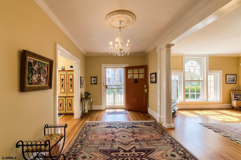 1 Plaza, Atlantic City, New Jersey 08401-5616, 7 Bedrooms Bedrooms, 12 Rooms Rooms,3 BathroomsBathrooms,Residential,For Sale,Plaza,541946