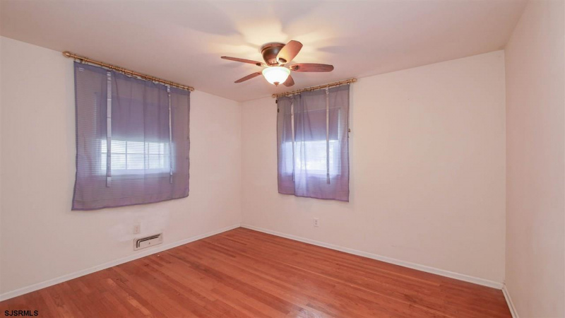 9 Gulph Mill, Somers Point, New Jersey 08244, 3 Bedrooms Bedrooms, 8 Rooms Rooms,1 BathroomBathrooms,Residential,For Sale,Gulph Mill,541955