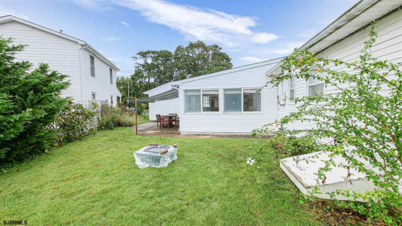 9 Gulph Mill, Somers Point, New Jersey 08244, 3 Bedrooms Bedrooms, 8 Rooms Rooms,1 BathroomBathrooms,Residential,For Sale,Gulph Mill,541955
