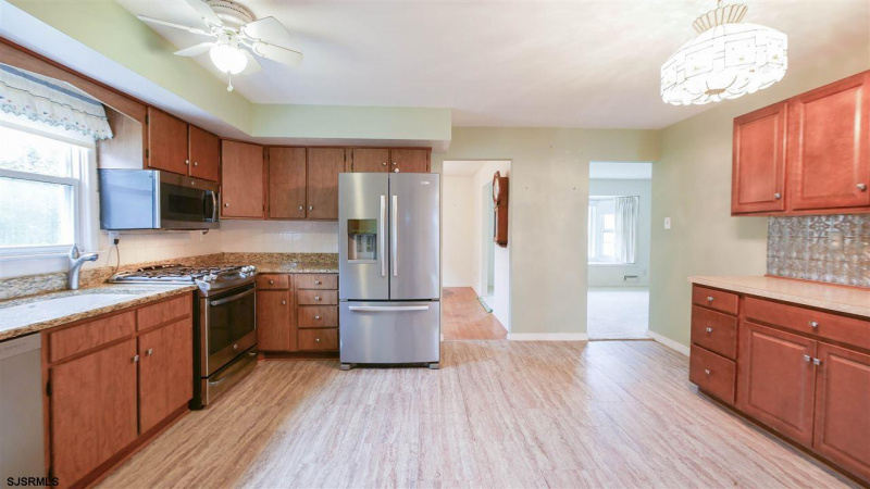 9 Gulph Mill, Somers Point, New Jersey 08244, 3 Bedrooms Bedrooms, 8 Rooms Rooms,1 BathroomBathrooms,Residential,For Sale,Gulph Mill,541955