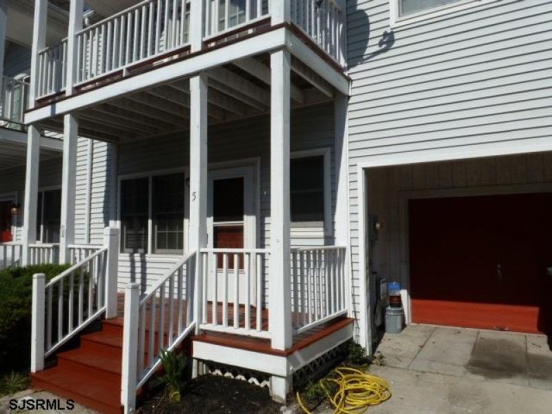5 CLIPPER COURT, New Jersey 08401, 3 Bedrooms Bedrooms, 6 Rooms Rooms,2 BathroomsBathrooms,Rental non-commercial,For Sale,CLIPPER COURT,541953