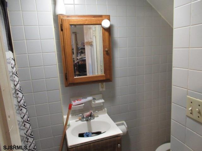 10 Montpelier, Atlantic City, New Jersey 08401, ,Multi-family,For Sale,Montpelier,541989