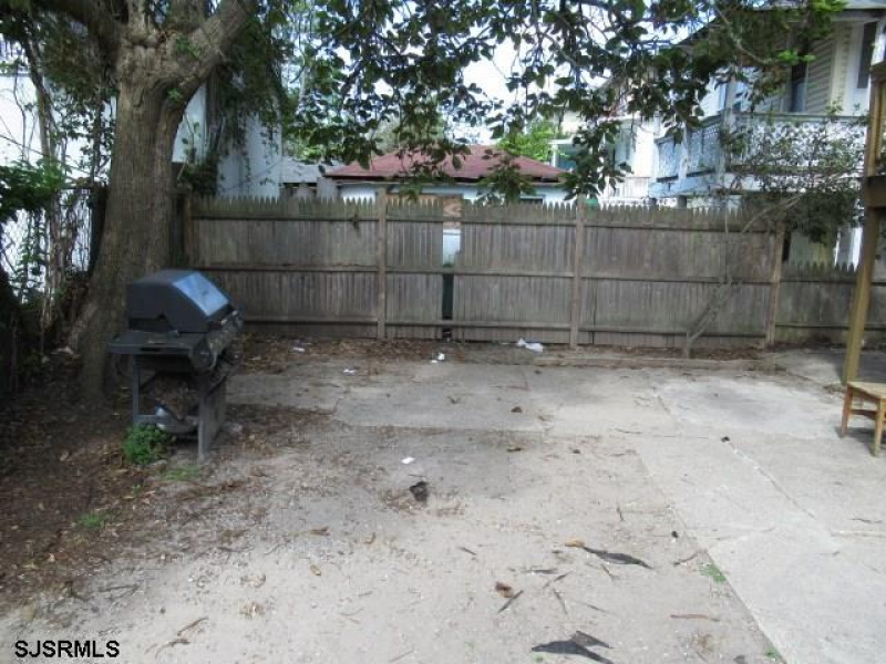 10 Montpelier, Atlantic City, New Jersey 08401, ,Multi-family,For Sale,Montpelier,541989