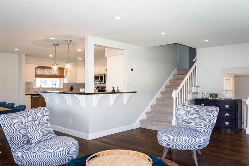 20 Granville, New Jersey 08402, 4 Bedrooms Bedrooms, 10 Rooms Rooms,3 BathroomsBathrooms,Rental non-commercial,For Sale,Granville,541957