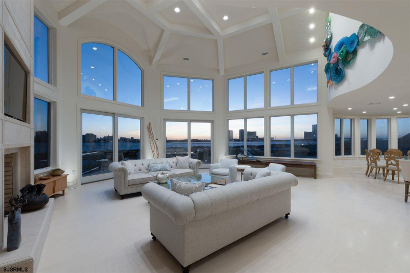 32 Ocean, Brigantine, New Jersey 08203, 6 Bedrooms Bedrooms, 12 Rooms Rooms,6 BathroomsBathrooms,Residential,For Sale,Ocean,541975