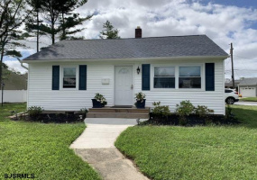 211 Oxford Circle, Northfield, New Jersey 08226-9999, 2 Bedrooms Bedrooms, 6 Rooms Rooms,1 BathroomBathrooms,Residential,For Sale,Oxford Circle,541987
