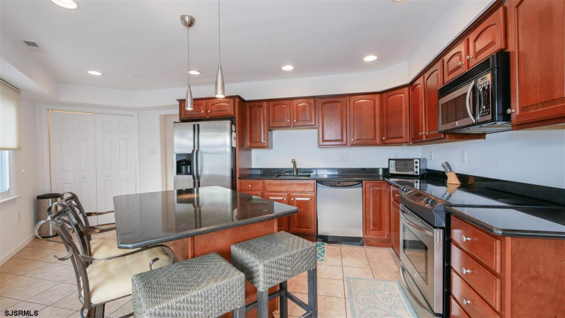 104 Monroe, Margate, New Jersey 08402, 3 Bedrooms Bedrooms, 6 Rooms Rooms,3 BathroomsBathrooms,Residential,For Sale,Monroe,542014