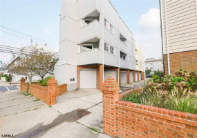 104 Monroe, Margate, New Jersey 08402, 3 Bedrooms Bedrooms, 6 Rooms Rooms,3 BathroomsBathrooms,Residential,For Sale,Monroe,542014