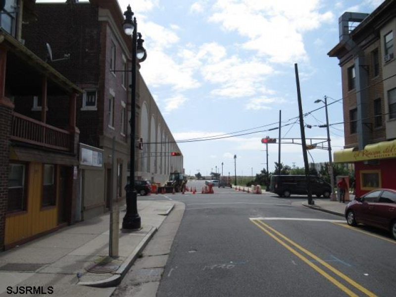 33 Florida, Atlantic City, New Jersey 08401, ,Multi-family,For Sale,Florida,542009