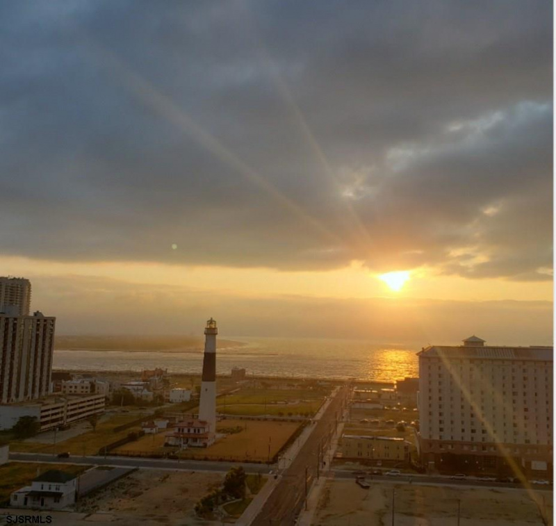 526 Pacific Ave, Atlantic City, New Jersey 08401, 2 Bedrooms Bedrooms, 2 Rooms Rooms,2 BathroomsBathrooms,Condominium,For Sale,Pacific Ave,542006