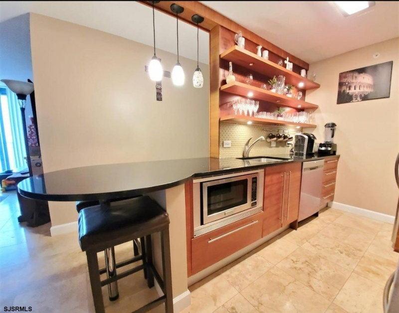 526 Pacific Ave, Atlantic City, New Jersey 08401, 2 Bedrooms Bedrooms, 2 Rooms Rooms,2 BathroomsBathrooms,Condominium,For Sale,Pacific Ave,542006