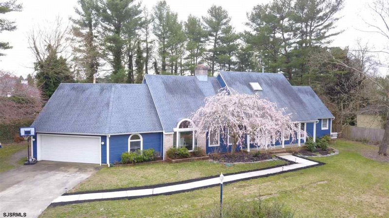 1 Spring, Linwood, New Jersey 08221, 4 Bedrooms Bedrooms, 10 Rooms Rooms,3 BathroomsBathrooms,Residential,For Sale,Spring,542032