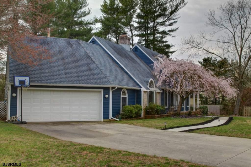 1 Spring, Linwood, New Jersey 08221, 4 Bedrooms Bedrooms, 10 Rooms Rooms,3 BathroomsBathrooms,Residential,For Sale,Spring,542032