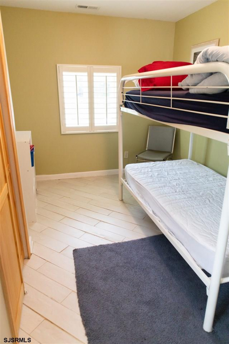 30 Pennsylvania Ave, Villas, New Jersey 08251, 3 Bedrooms Bedrooms, 7 Rooms Rooms,2 BathroomsBathrooms,Residential,For Sale,Pennsylvania Ave,542075