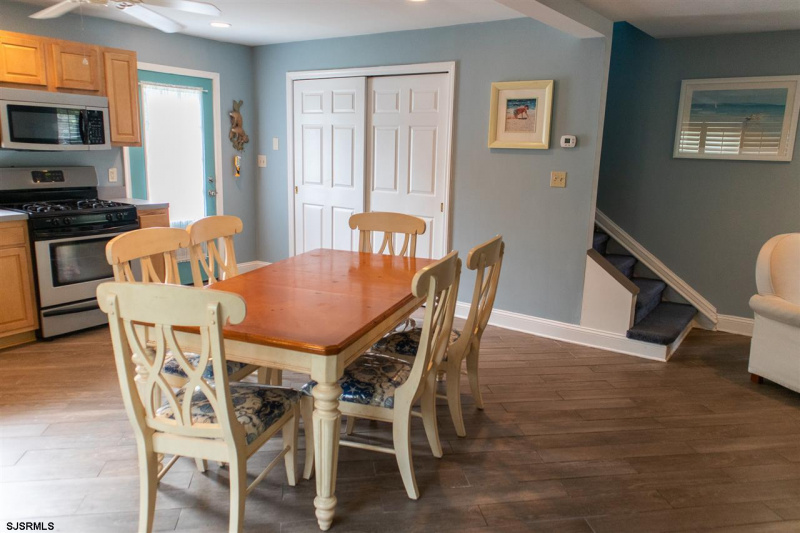 30 Pennsylvania Ave, Villas, New Jersey 08251, 3 Bedrooms Bedrooms, 7 Rooms Rooms,2 BathroomsBathrooms,Residential,For Sale,Pennsylvania Ave,542075