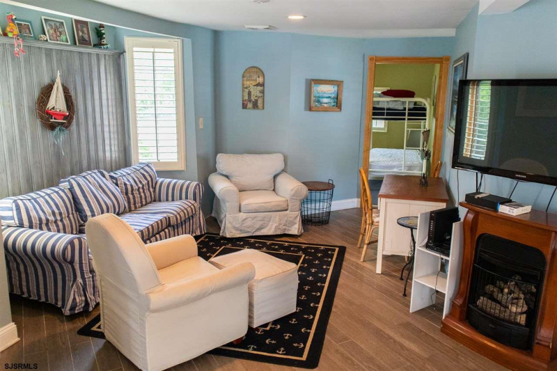 30 Pennsylvania Ave, Villas, New Jersey 08251, 3 Bedrooms Bedrooms, 7 Rooms Rooms,2 BathroomsBathrooms,Residential,For Sale,Pennsylvania Ave,542075