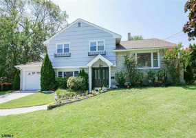 205 Hemlock, Linwood, New Jersey 08221, 5 Bedrooms Bedrooms, 10 Rooms Rooms,3 BathroomsBathrooms,Residential,For Sale,Hemlock,542082