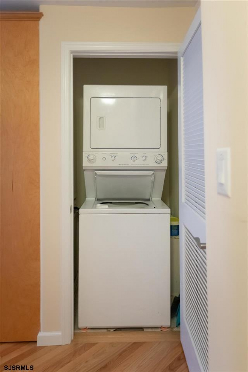 350 40th, Brigantine, New Jersey 08203, 3 Bedrooms Bedrooms, 6 Rooms Rooms,2 BathroomsBathrooms,Condominium,For Sale,40th,542039
