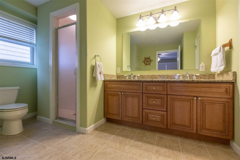 350 40th, Brigantine, New Jersey 08203, 3 Bedrooms Bedrooms, 6 Rooms Rooms,2 BathroomsBathrooms,Condominium,For Sale,40th,542039