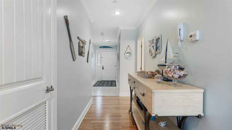 101 Spruce Ave, North Wildwood, New Jersey 08260, 3 Bedrooms Bedrooms, 8 Rooms Rooms,2 BathroomsBathrooms,Condominium,For Sale,Spruce Ave,542044