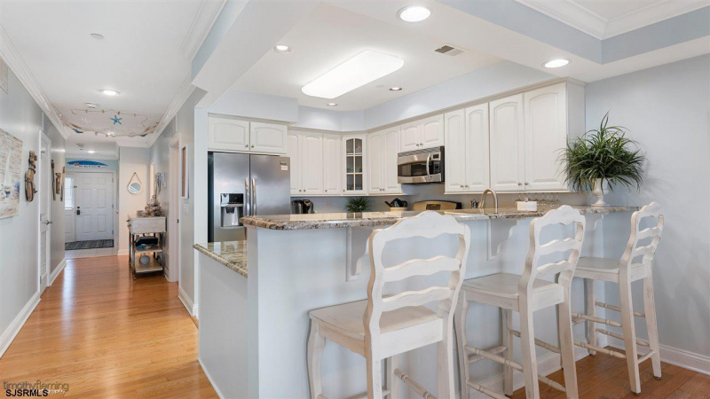101 Spruce Ave, North Wildwood, New Jersey 08260, 3 Bedrooms Bedrooms, 8 Rooms Rooms,2 BathroomsBathrooms,Condominium,For Sale,Spruce Ave,542044