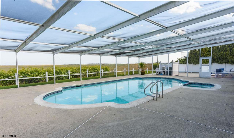 1700 Somerset, New Jersey 08221, 5 Bedrooms Bedrooms, 13 Rooms Rooms,5 BathroomsBathrooms,Rental non-commercial,For Sale,Somerset,542058