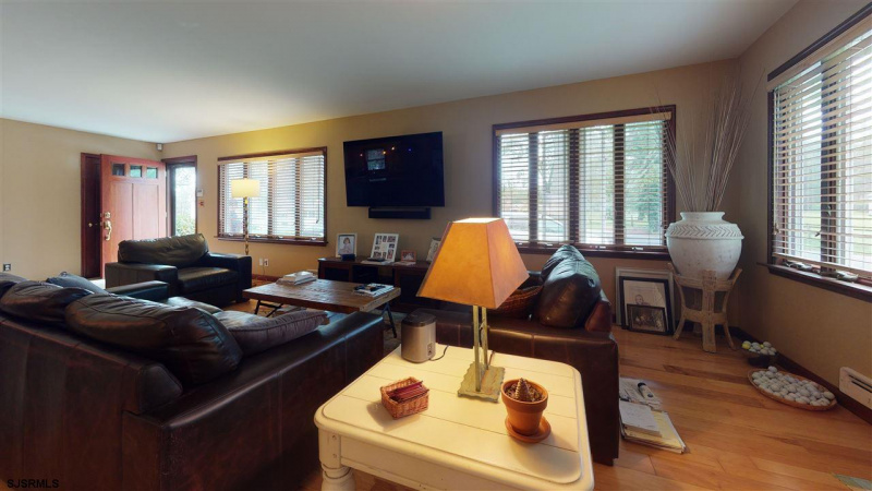 1 Laurel, Somers Point, New Jersey 08244, 4 Bedrooms Bedrooms, 11 Rooms Rooms,3 BathroomsBathrooms,Residential,For Sale,Laurel,542085