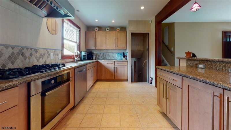 1 Laurel, Somers Point, New Jersey 08244, 4 Bedrooms Bedrooms, 11 Rooms Rooms,3 BathroomsBathrooms,Residential,For Sale,Laurel,542085