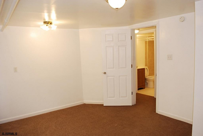 22 Hillside, Ventnor, New Jersey 08406, ,Multi-family,For Sale,Hillside,542112
