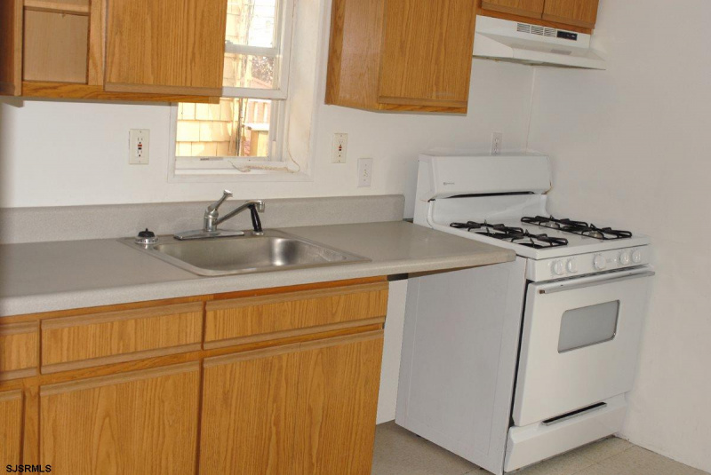 22 Hillside, Ventnor, New Jersey 08406, ,Multi-family,For Sale,Hillside,542112